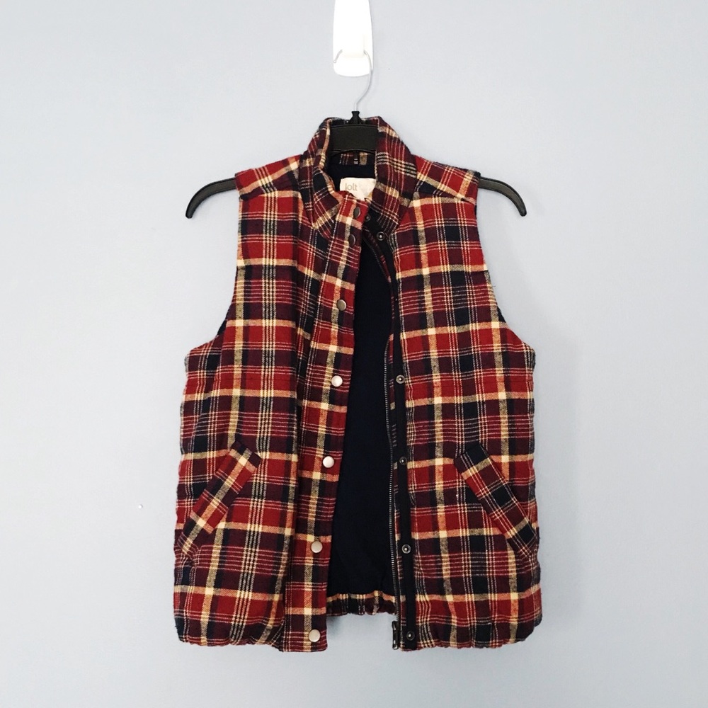 Jolt Plaid Vest